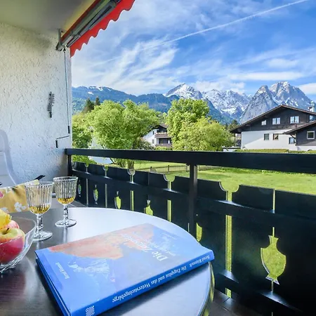 Alpengluehen 加爾米施-帕滕基興