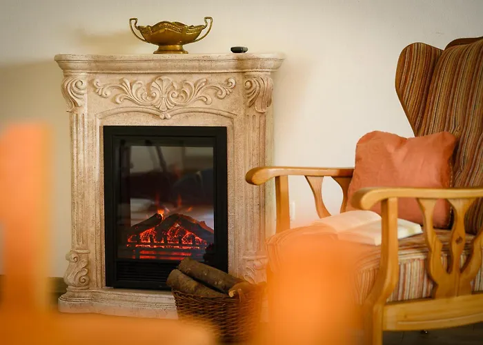 Alpengluehen Apartament *